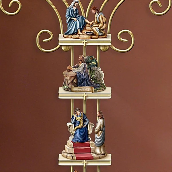 Cruz da Vida - A Jornada de Cristo Representada em Cada Detalhe desta Obra feita de alumínio